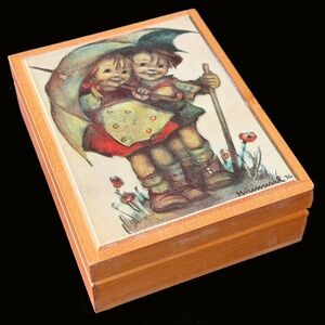 Original Hummel Music Box • Girl & Boy With Umbrella